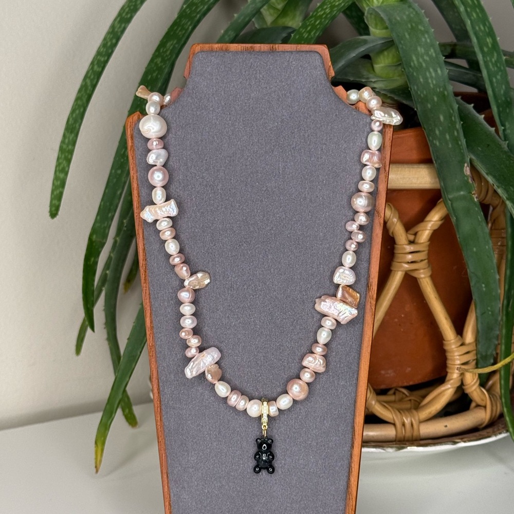 Joolz by Martha Calvo Bear It All Pearl Teddy Necklace MC Sold Out - Picture 3 of 10
